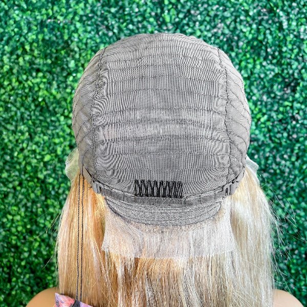 Vine Reserve Mink Brazilian 100% Human Remy HD 13x4 Lace Wig - Straight 20-26Honey Blonde_6 Vine-Reserve-Mink-Brazilian-100-Human-Remy-HD-13x4-Lace-Wig-Straight-20-26Honey-Blonde_6